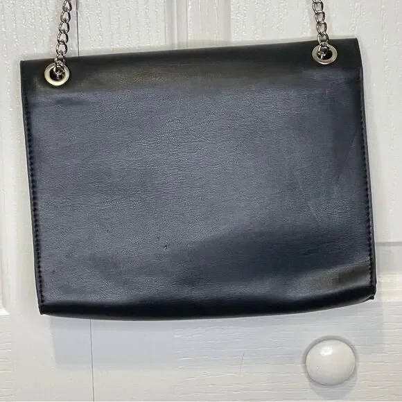 Badgley Mischka Metal Fringe Purse Black With Long Silver Chain - Picture 3 of 15